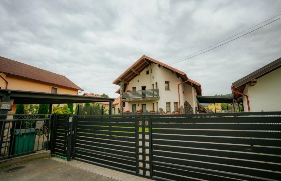 Casa Daviden Hotel Moisei Buitenkant foto